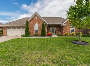 5503 Raintree Rdg, Jeffersonville, IN 47130