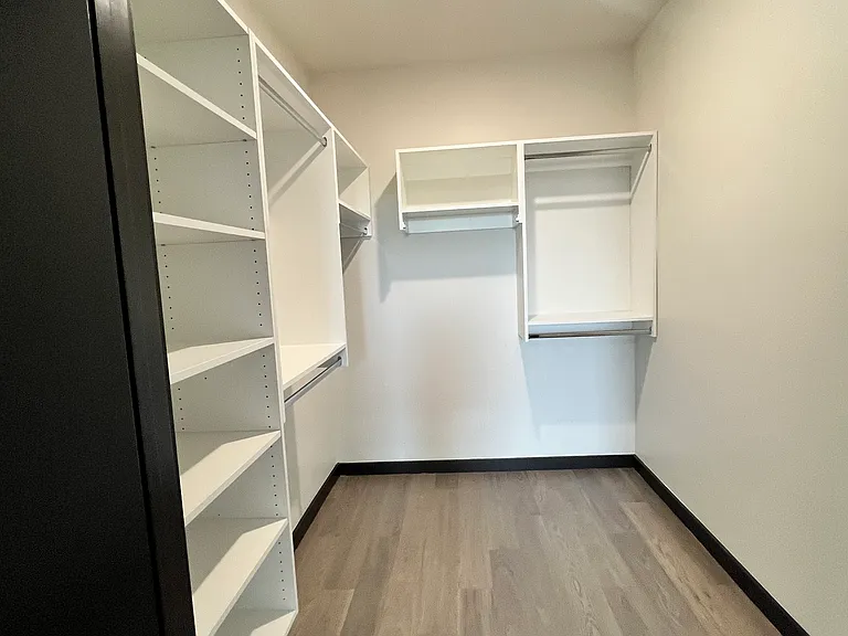 138 Mallory Ave #505 — Photo 6
