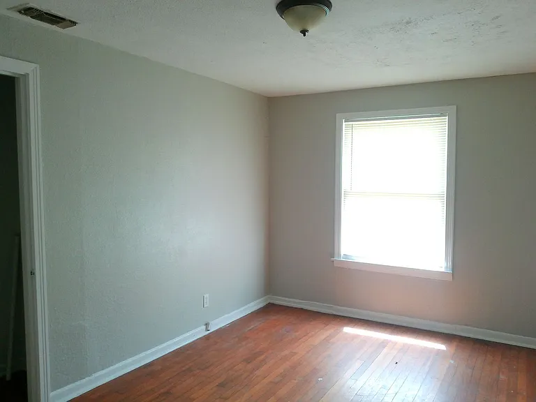 3549 Cypress St — Photo 5