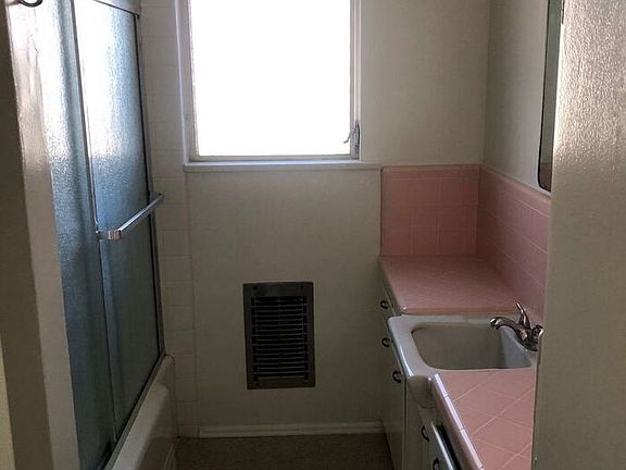 3rd image of 3281 San Pablo St
