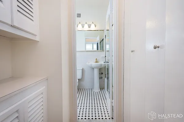 Rented by Halstead Real Estate | media 9