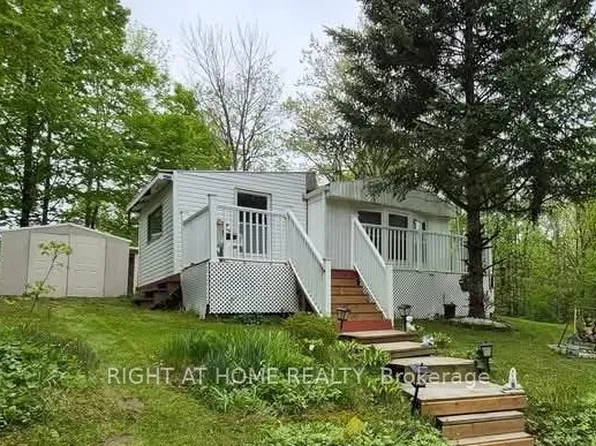 67 Cedar Ln, Prince Edward County, ON K0K 2T0