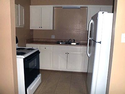 5th image of 1306 NW Irwin Ave APT 32