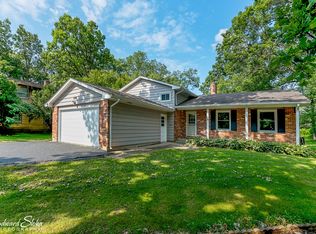 6307 Robin Ln, Crystal Lake, IL 60014