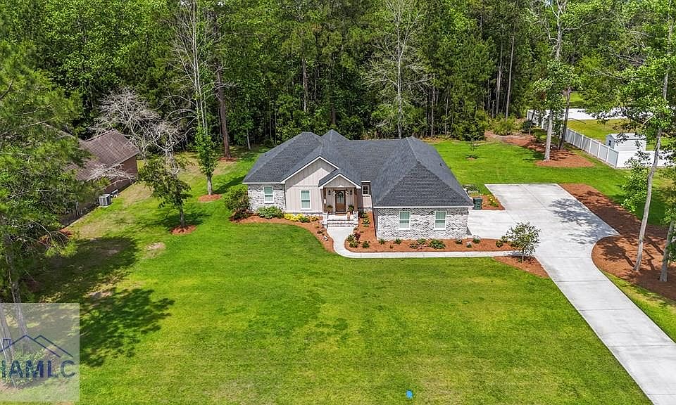2nd image of 113 Rugglestone Dr
