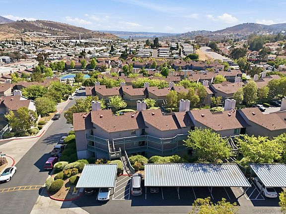 3rd image of 3003 Blue Oak Ct
