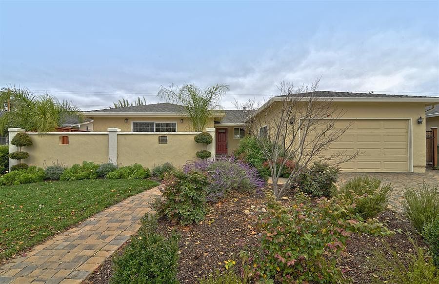 1st image of 2586 Malaga Dr