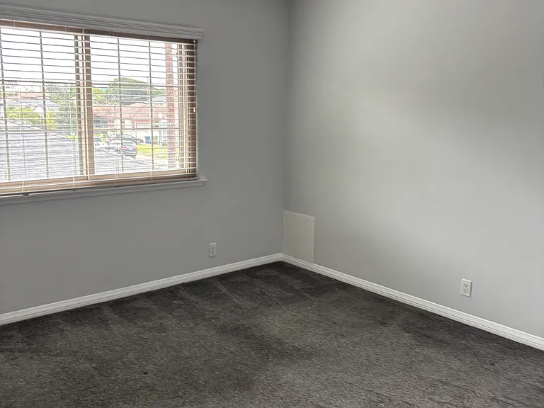 6509 W 86th Pl — Photo 17