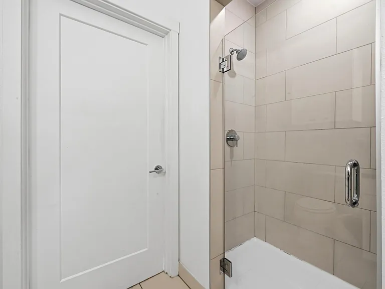 4361 S Congress Ave #526 — Photo 17