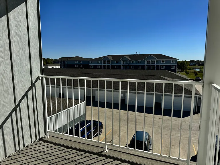 West Lake III Apartments — Photo 248