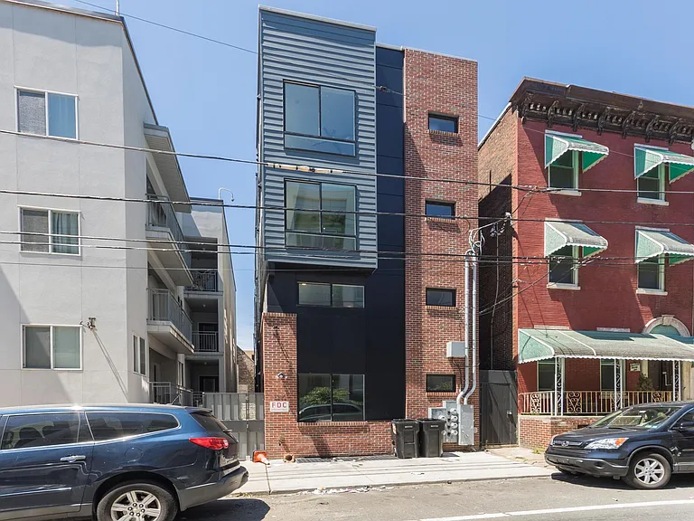 Temple Off-Campus Housing — Photo 47