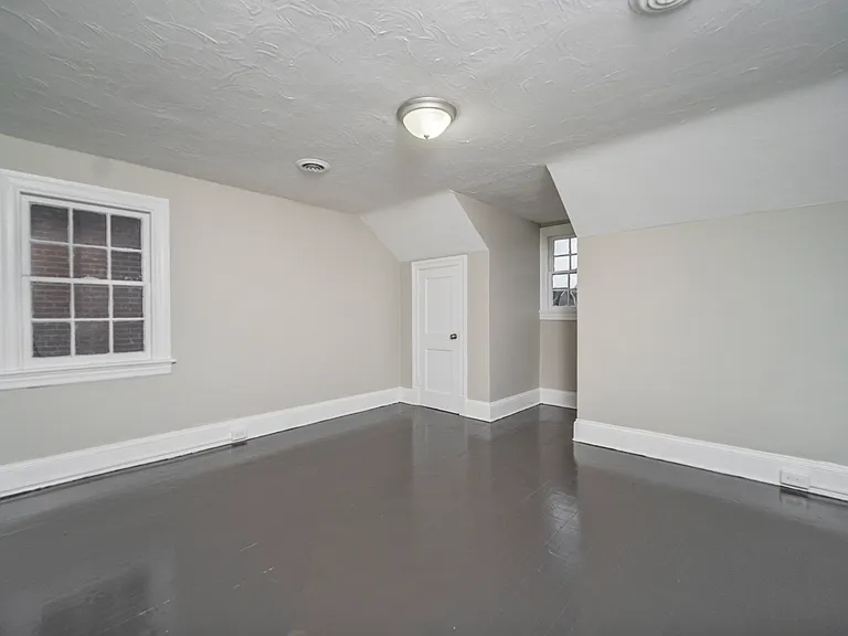 3509 Delaware Ave — Photo 21