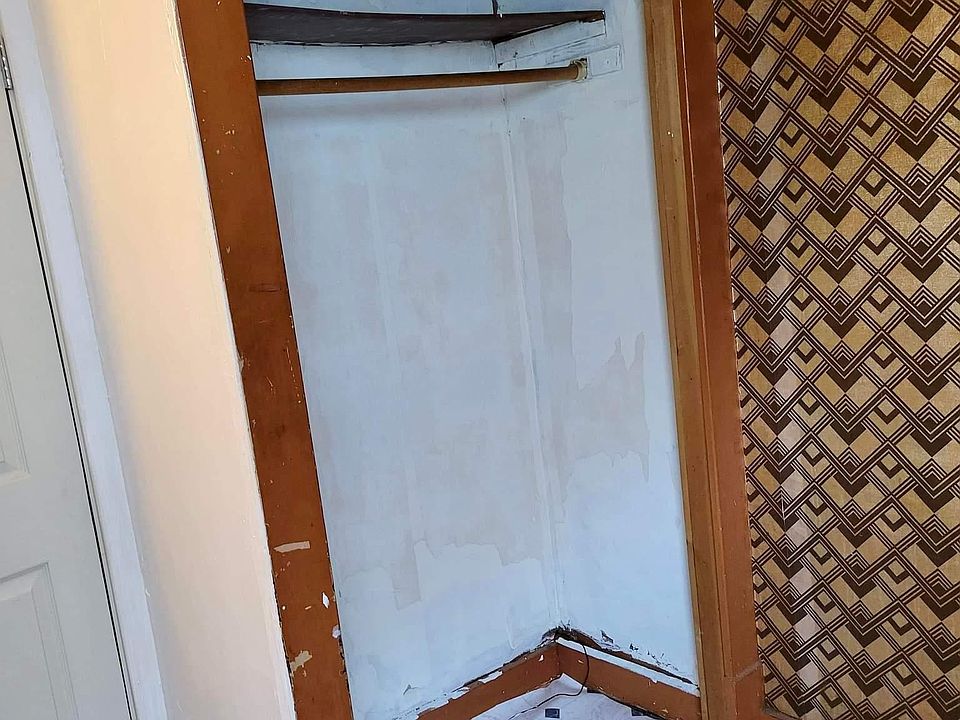 1st image of 64 Stevens Ave #1