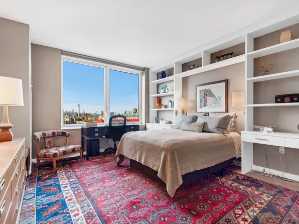 306 Gold Street image 4 of 22