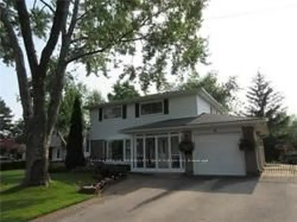 54 Roberts Cres, Brampton, ON L6W 1G8