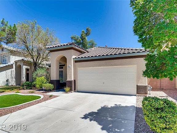 3rd image of 987 Blossom Meadows Pl