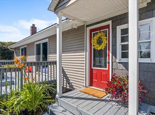 37 Arrowhead Dr, Swanton, VT 05488