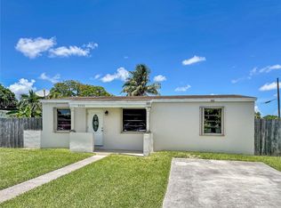 5245 SW 98th Ct, Miami, FL 33165