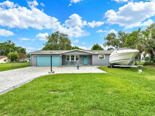 1111 Durant Rd, Brandon, FL 33511