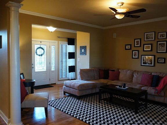 4th image of 675 Crossings Ct