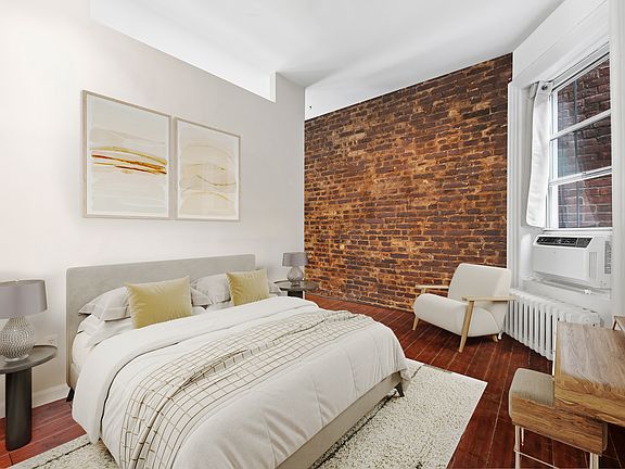 4th image of 324 E 50th St APT 4D