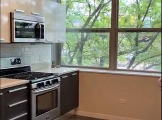 1235 W Randolph St #317, Chicago, IL 60607