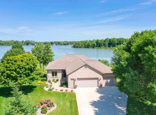 24128 Blue Heron Dr, Brillion, WI 54110