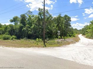 1901 Canary Way, Sebring, FL 33875