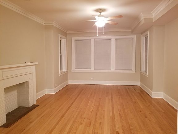 3rd image of 4931 W Cuyler Ave #3