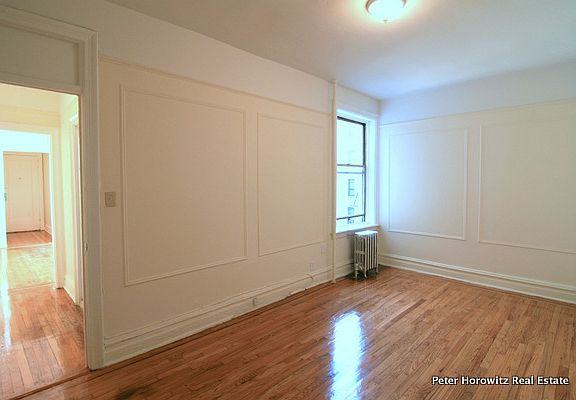 2nd image of 4306 45th St APT 5B