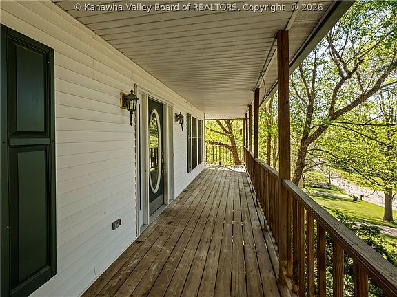 3rd image of 214 Cedar Dr