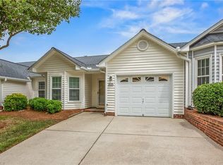 225 Miller Pointe Dr, Winston Salem, NC 27106