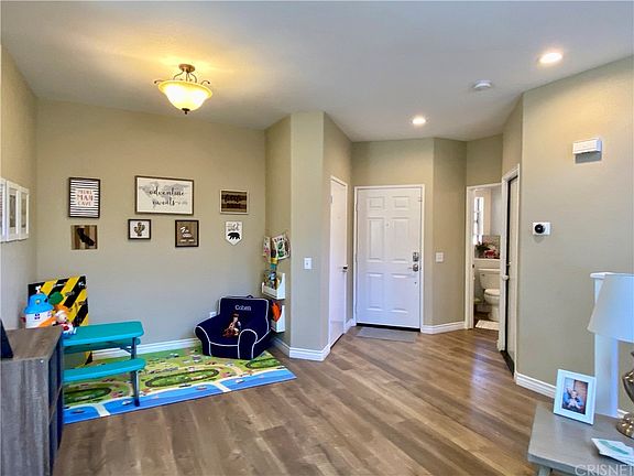 3rd image of 30317 Marigold Cir