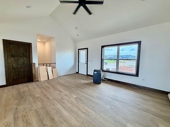 2nd image of W5668 Tonys Way