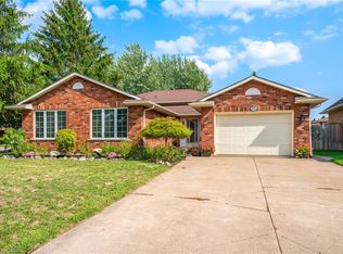 3688 Cardinal Dr, Niagara Falls, ON L2H 2Y1