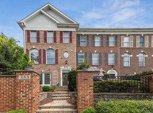 353 Big Rail Dr, Naperville, IL 60540
