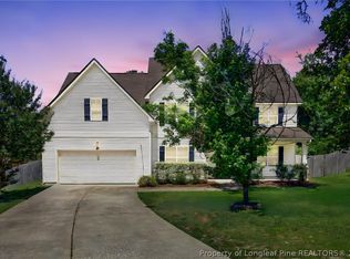 700 Heathrow Dr, Spring Lake, NC 28390