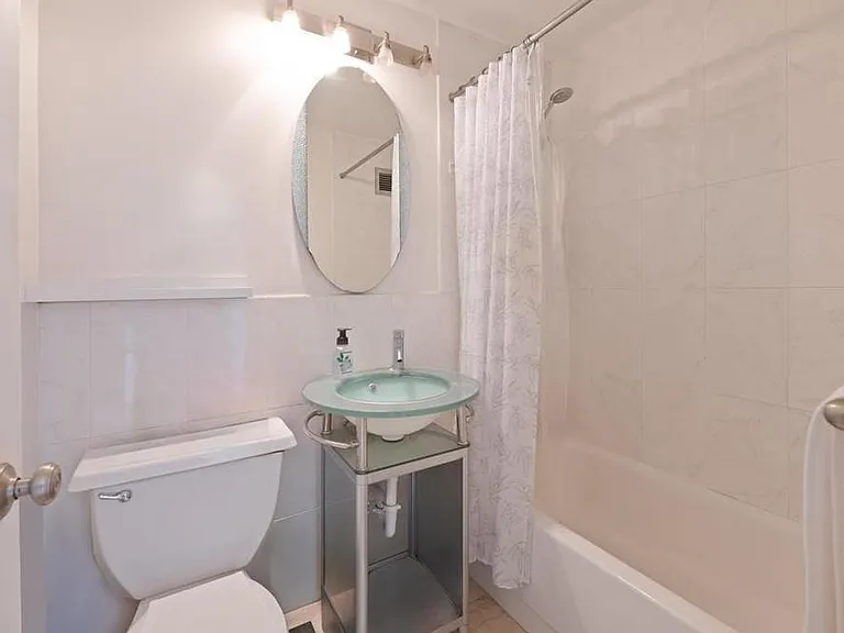 135 Montgomery St #20H — Photo 13