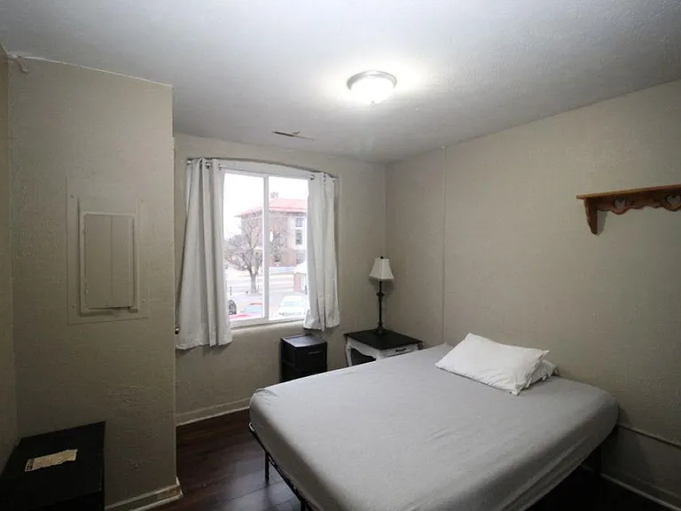 404 1/2 N Dewey St #5 — Photo 3