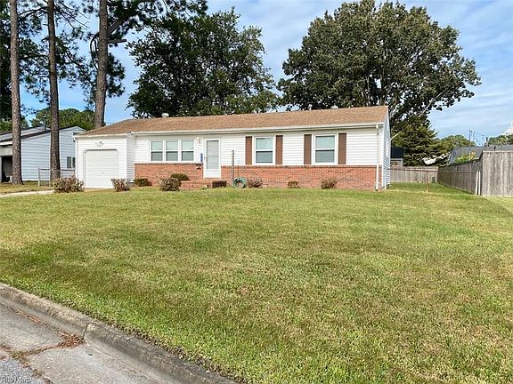 2nd image of 4904 Narragansett Ct