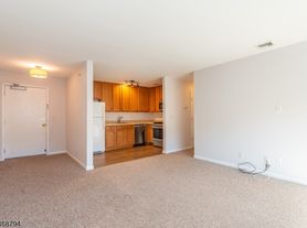 480 Pompton Ave, Cedar Grove, NJ