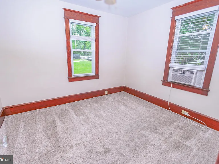 11 Sewell St #A — Photo 15