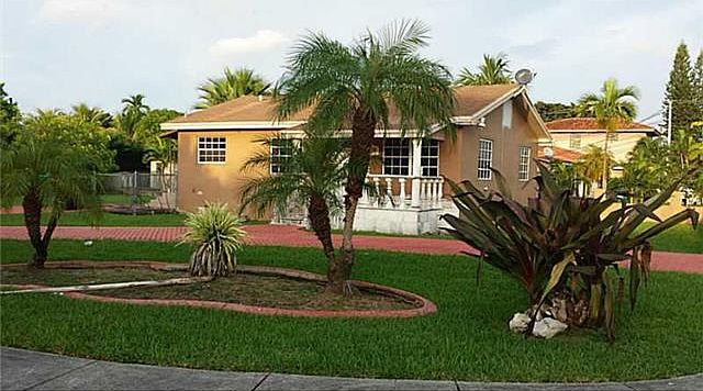 2nd image of 2735 SW 78th Ave