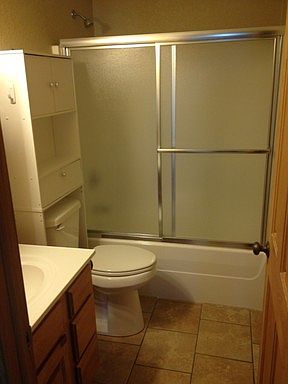 4th image of 219 Ohio St