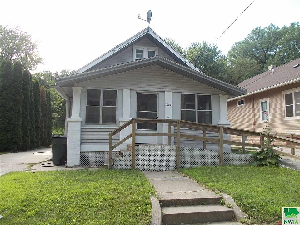 1st image of 2605 Morgan St