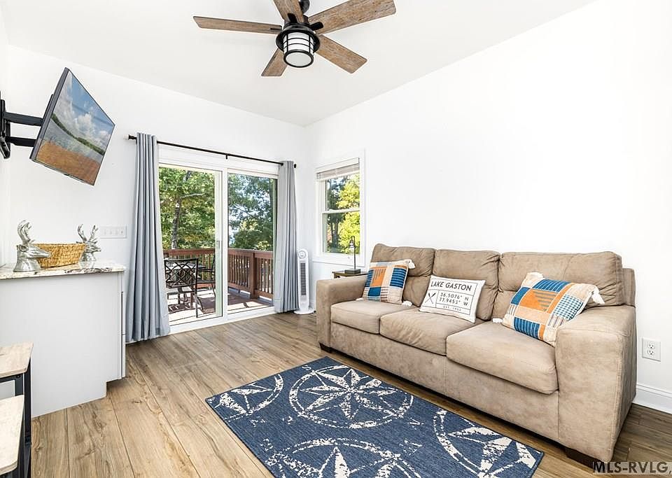 22nd image of this home