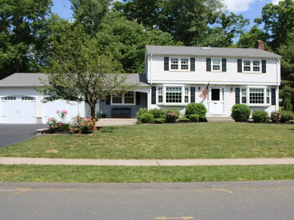 9 Brentwood Drive, Enfield, CT 06082