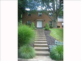 3rd image of 1682 Emerald Ct