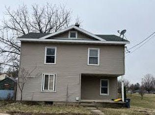 517 17th Ave, Monroe, WI 53566