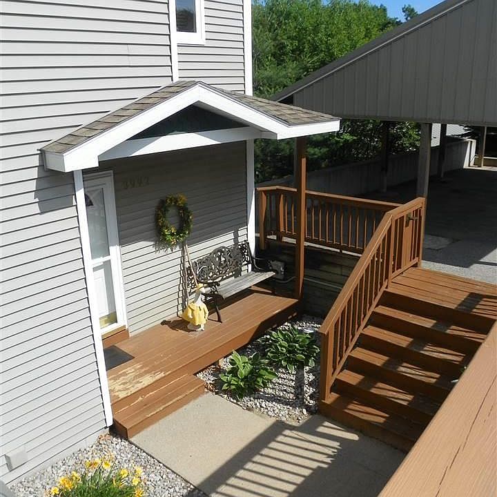 1st image of 3992 Sherwood Forest Dr